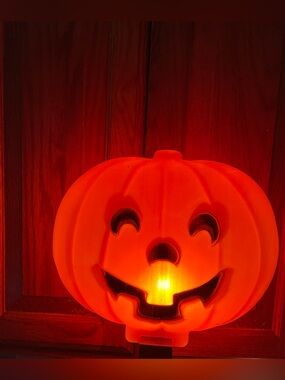 Vintage Halloween BLINKY Lighted Jack O Lantern Pumpkin Flat Blow Mold